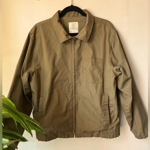 MENS GAP ZIP UP MEDIUM